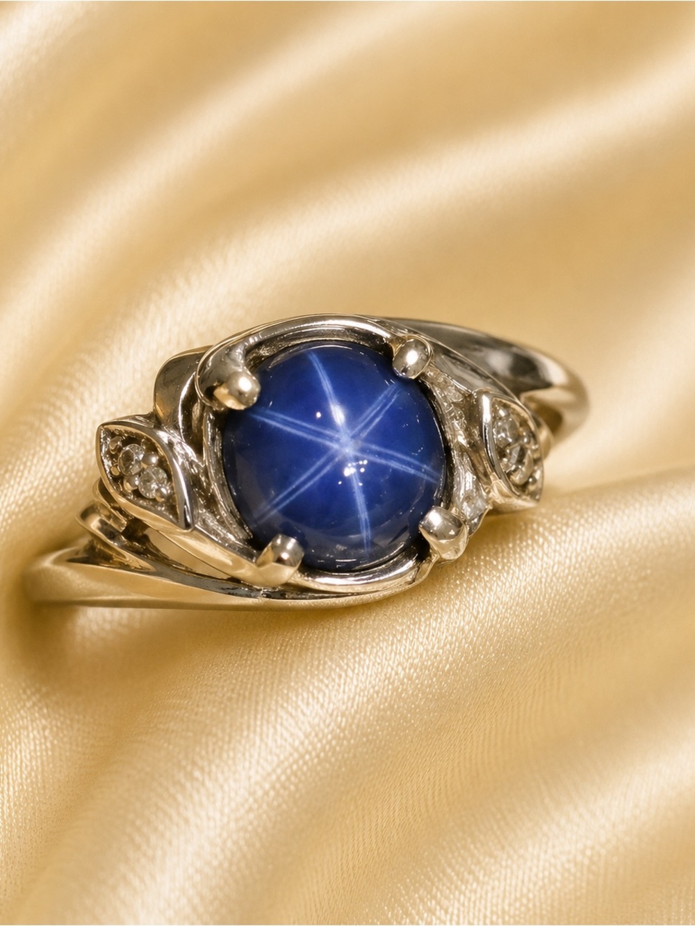 Vintage Tru-Brite 10K White Gold Blue Star Sapphire Diamond Ring Sz 6